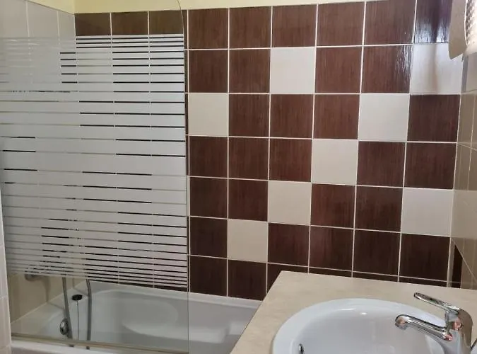 Duplex Em De * Tavira